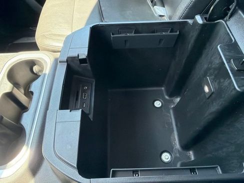 Used 2019 Chevrolet Silverado 1500 LTZ AWD/4WD image 31