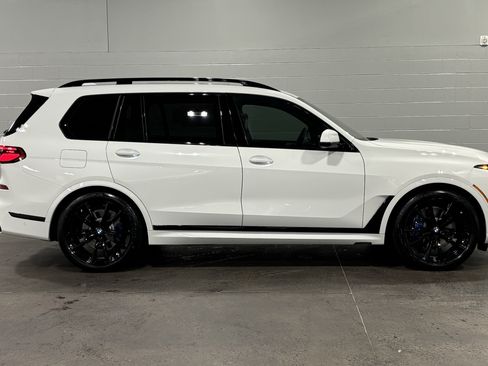 New 2027 BMW X7 xDrive40i w/ M Sport Package AWD/4WD image 9