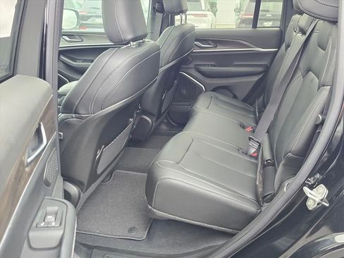 New 2026 Jeep Grand Cherokee Limited image 5