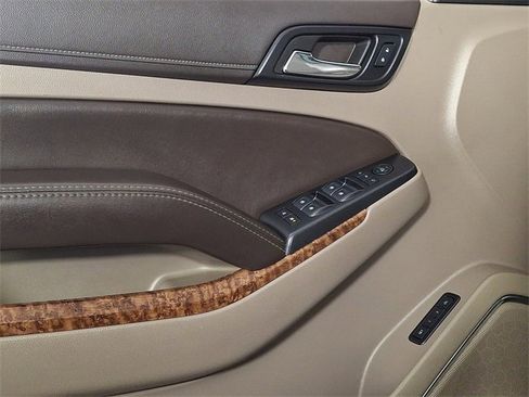 Used 2017 Chevrolet Tahoe Premier image 16