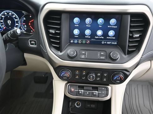 Used 2021 GMC Acadia Denali w/ Denali Technology Package FWD image 28