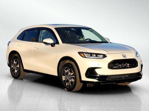 Used 2024 Honda HR-V EX-L image 3