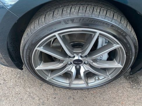 Used 2025 Genesis G70 2.5T RWD image 9