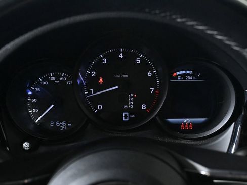 Certified 2023 Porsche Macan AWD/4WD image 11