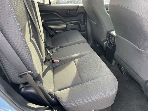 Used 2025 Toyota 4Runner SR5 AWD/4WD image 44