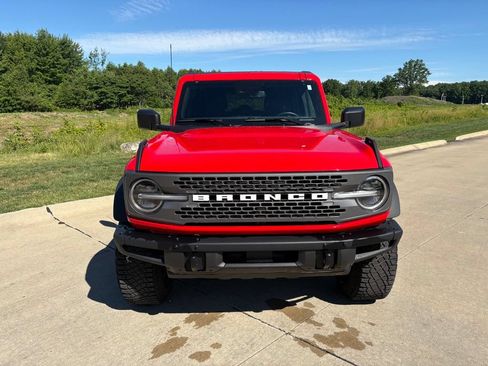 Used 2024 Ford Bronco Badlands w/ Sasquatch Package AWD/4WD image 12