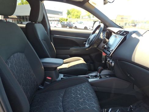 Used 2024 Mitsubishi Outlander Sport AWD image 10