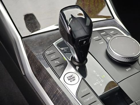 Used 2021 BMW 330i Sedan RWD image 25