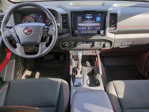 Used 2024 Nissan Frontier PRO-4X w/ Technology Package image 11