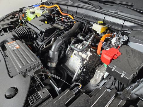New 2026 Lincoln Nautilus Premier AWD/4WD image 21