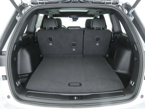 New 2026 Jeep Grand Cherokee Limited w/ Limited Altitude Package image 15