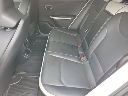 Used 2025 Kia K4 GT-Line Turbo FWD image 6