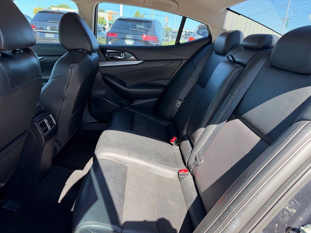 Used 2017 Nissan Maxima 3.5 SV FWD image 14