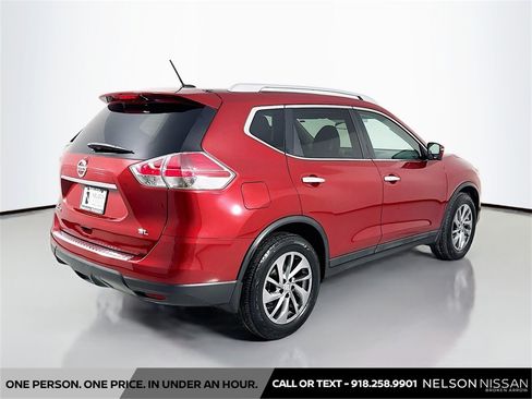 Used 2015 Nissan Rogue SL image 5