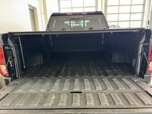 Used 2021 GMC Sierra 1500 Elevation image 41