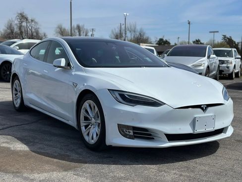 Used 2017 Tesla Model S 75D image 4