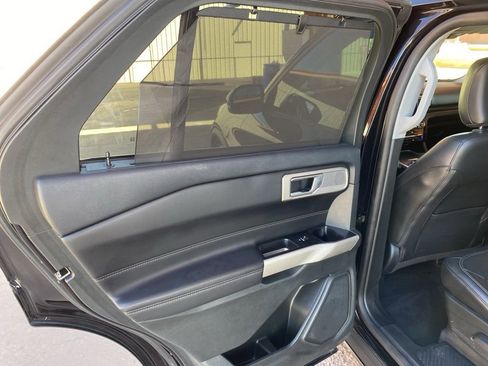 Certified 2023 Ford Explorer Limited w/ Equipment Group 301A image 17