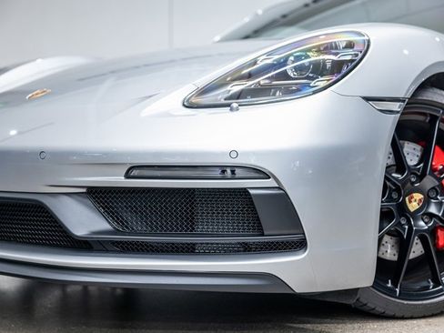 Certified 2024 Porsche 718 Cayman GTS image 18