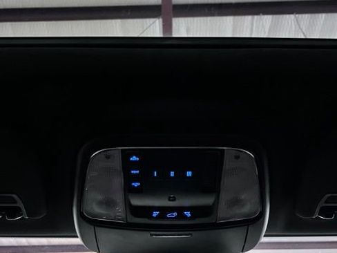 Used 2024 Dodge Durango GT RWD image 32
