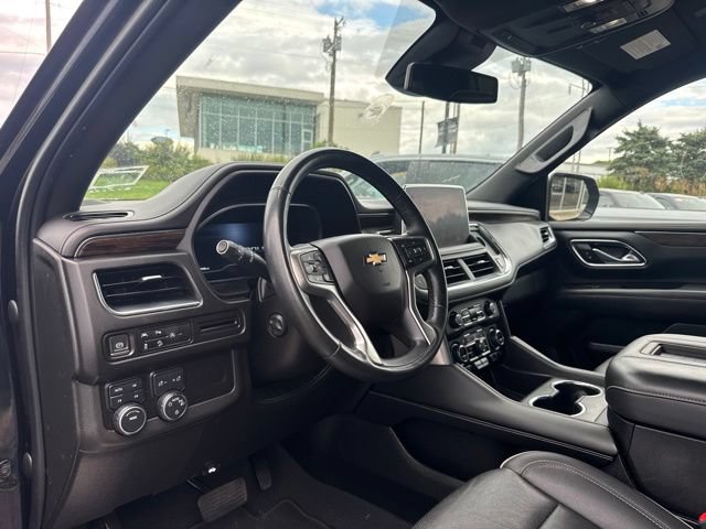 Used 2023 Chevrolet Tahoe Premier AWD/4WD image 19