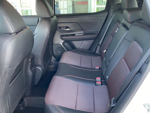 Used 2025 Nissan Kicks SR FWD image 20