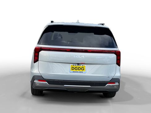 New 2026 Kia Carnival SX image 4