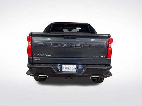 Used 2019 Chevrolet Silverado 1500 Custom Trail Boss AWD/4WD image 4