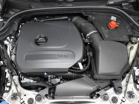 Certified 2025 MINI Cooper S image 20