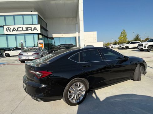 Used 2023 Acura TLX FWD image 2
