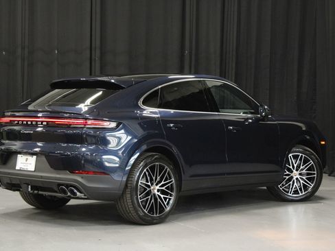 New 2026 Porsche Cayenne Coupe AWD/4WD image 5