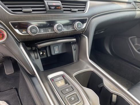 Used 2018 Honda Accord EX-L image 16
