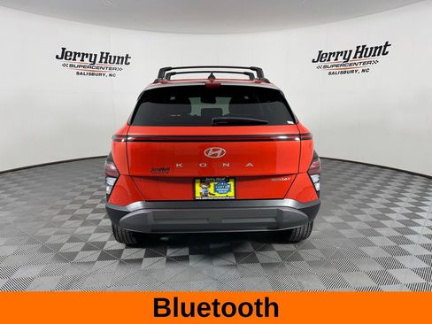Used 2025 Hyundai Kona Limited image 8