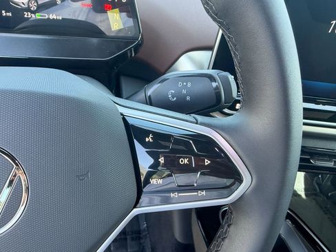 New 2026 Volkswagen ID.4 Pro RWD image 15