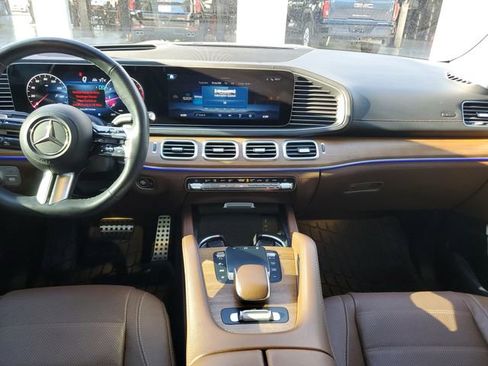 Used 2024 Mercedes-Benz GLS 450 4MATIC w/ Pinnacle Trim Package image 14
