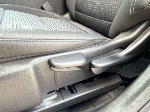 Certified 2025 Chevrolet Trax LT w/ Driver Confidence Package image 14