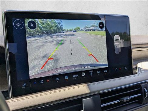 Used 2023 Lincoln Corsair Reserve FWD image 18