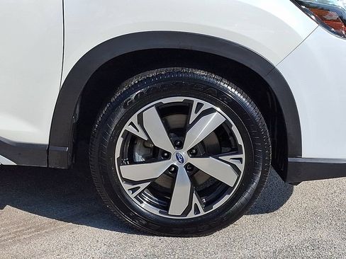 Used 2019 Subaru Forester Touring AWD/4WD image 8