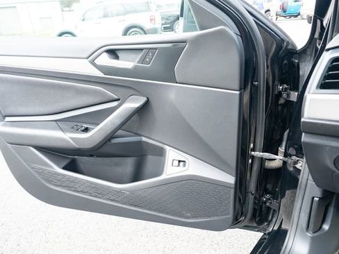 Used 2020 Volkswagen Jetta SE FWD image 27