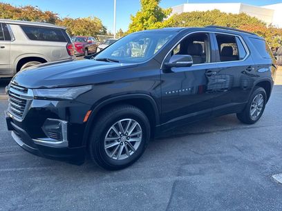 Used 2023 Chevrolet Traverse LT