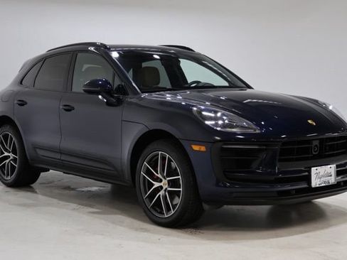 Used 2023 Porsche Macan S w/ Premium Package Plus AWD/4WD image 1