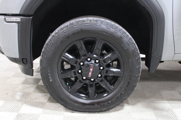 Used 2025 GMC Sierra 2500 AT4 w/ AT4 Premium Plus Package AWD/4WD image 44