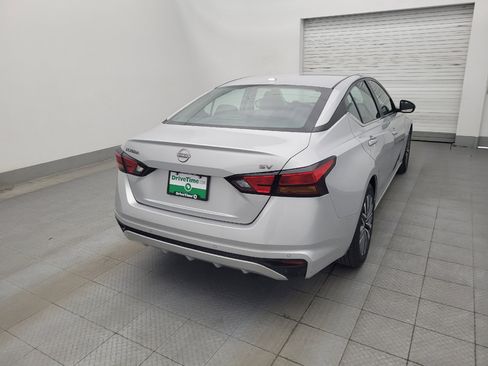 Used 2023 Nissan Altima 2.5 SV image 7