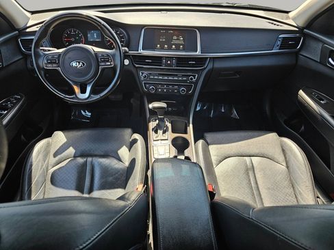 Used 2017 Kia Optima EX FWD image 2