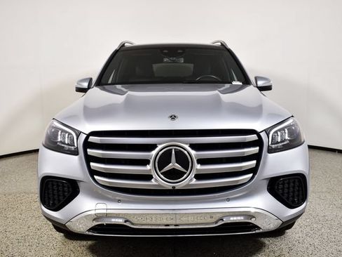 Certified 2025 Mercedes-Benz GLS 450 4MATIC image 10