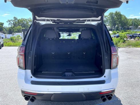 Used 2021 Chevrolet Tahoe Premier w/ Premium Package AWD/4WD image 10