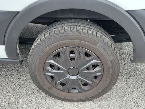 Used 2020 Ford Transit 250 148 High Roof image 5