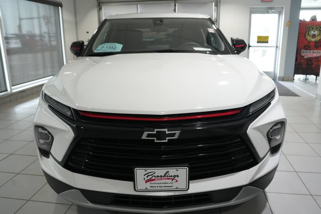 Used 2024 Chevrolet Blazer LT w/ Redline Edition AWD/4WD image 6