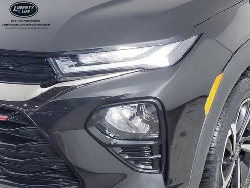 Used 2022 Chevrolet TrailBlazer RS FWD image 9