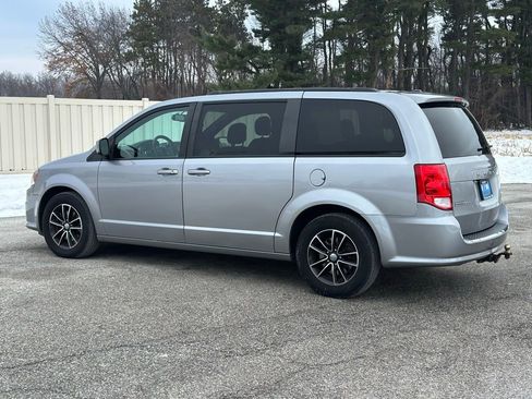 Used 2018 Dodge Grand Caravan GT image 5