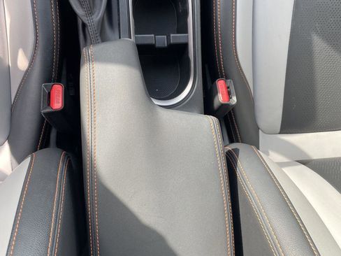 Used 2020 Subaru Crosstrek 2.0i Limited w/ Moonroof Package w/Navigation image 23